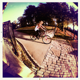 iPhone fisheye lens - girl on bike<br /><a target="_blank" xhref="http://www.magezinepublishing.com/equipment/images/equipment/190-degree-Fisheye-lens-for-iPhone-3623/highres/fisheyegirlonbike_1317908078.jpg">High-Res</a>