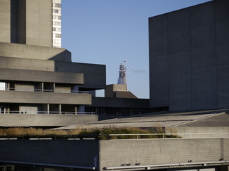 National Theatre and shard (Zoom) 1/800 sec | f/5.6 | 42.0 mm | ISO 160<br /><a target="_blank" xhref="http://www.magezinepublishing.com/equipment/images/equipment/Lumix-G-X-Vario-PZ-1442mm-f3556-3581/highres/epzvarioX5_1321613082.jpg">High-Res</a>