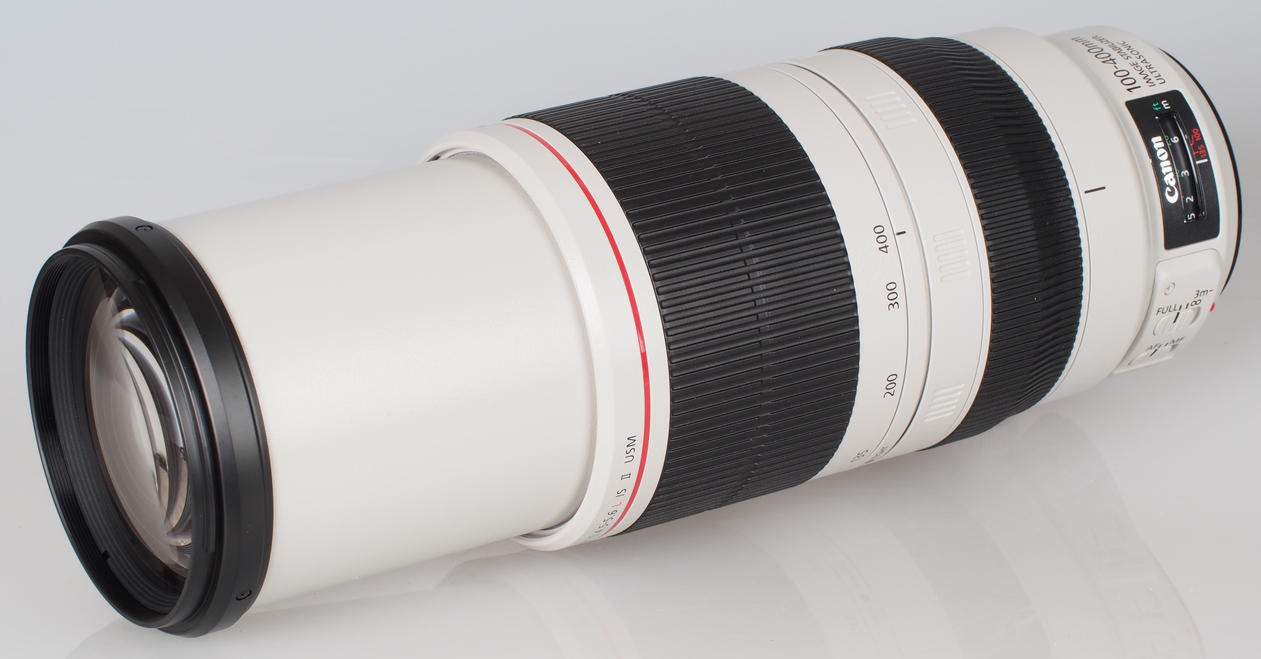 Canon zoom lens 100-400mm 4.5-5.6L IS